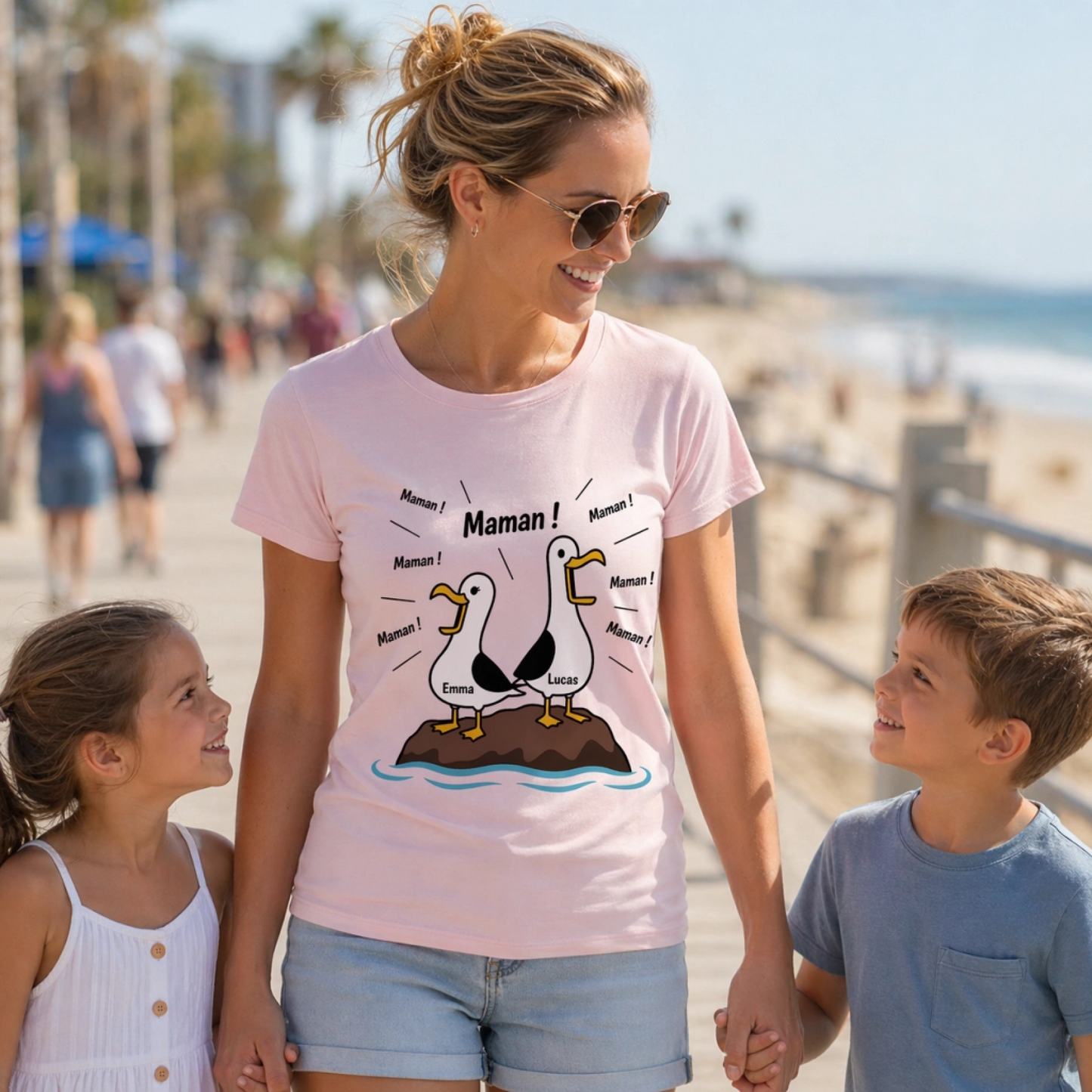 T-shirt Maman Personnalisé – Mouettes “Maman Maman Maman” avec Prénoms des Enfants